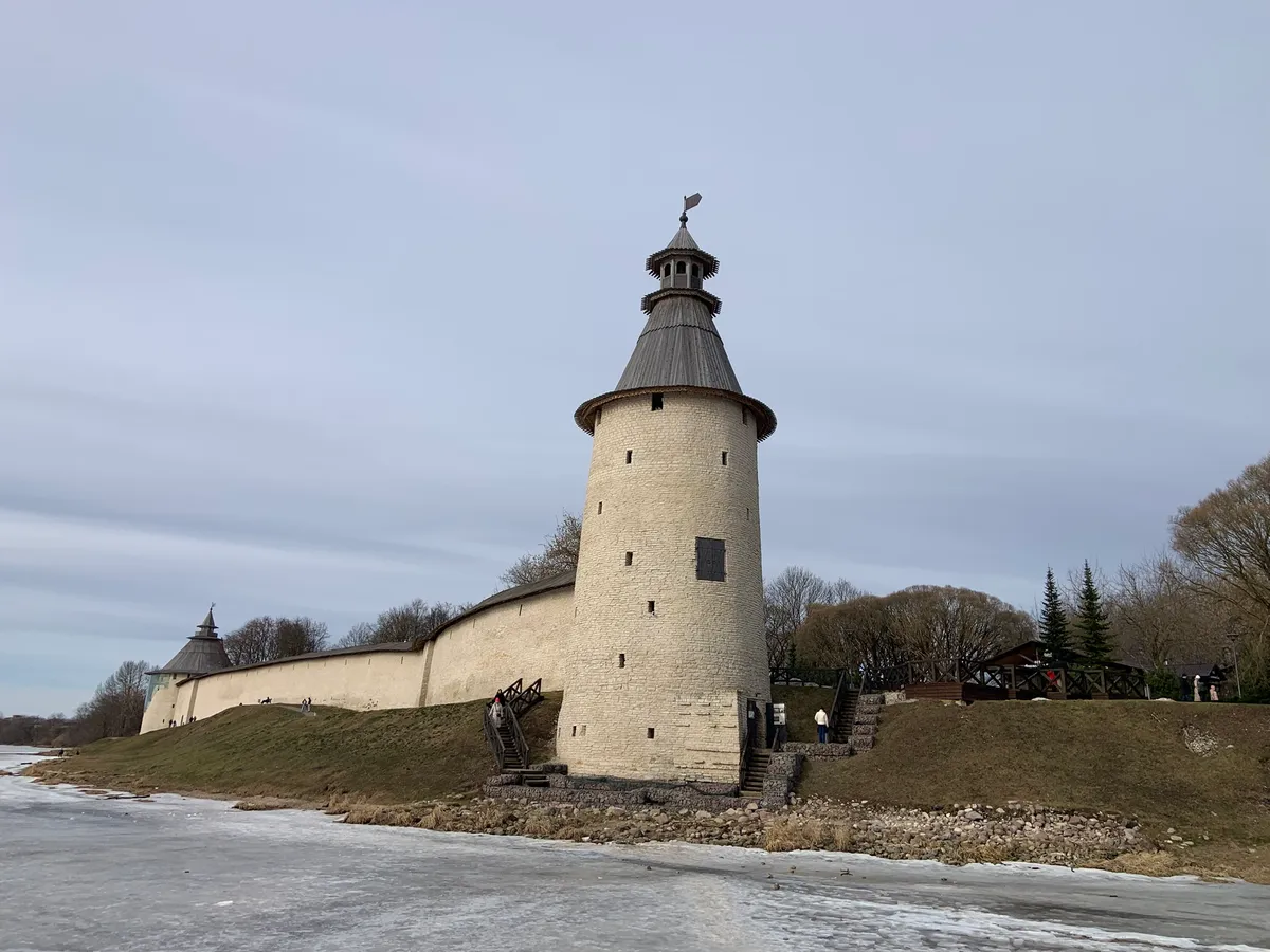 Высокая башня