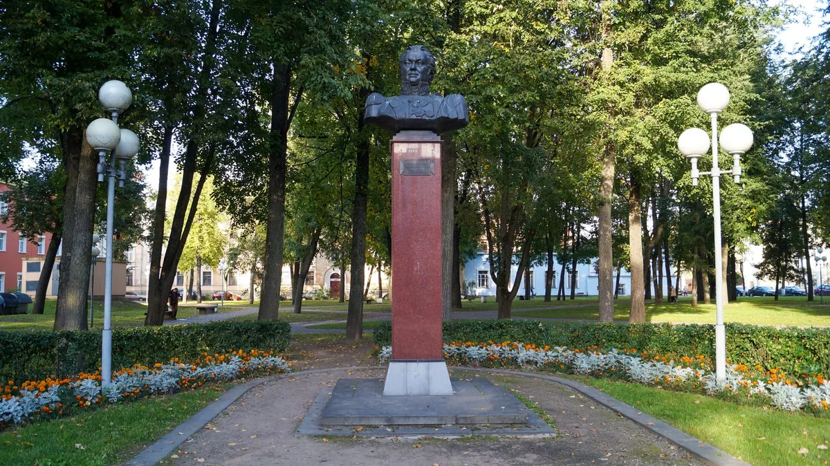 Кутузовский сад