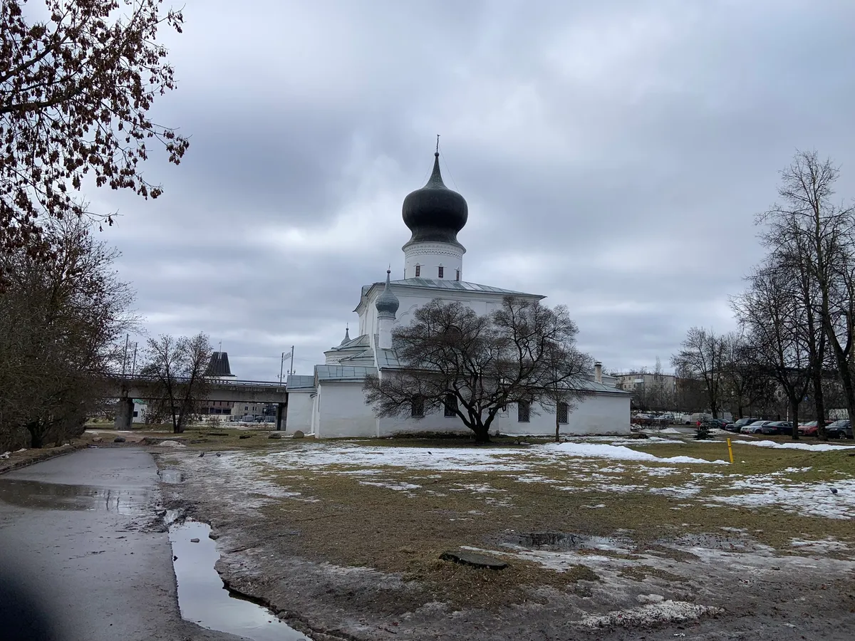 Церковь Успения с Пароменья